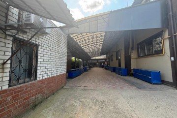 Фото №5: Торговое помещение 47 м² - Новотитаровская, ул. Советская, 76