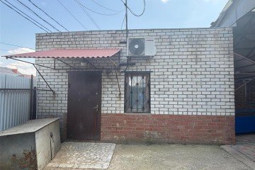 Фото №1: Торговое помещение 47 м² - Динская, ул. Советская, 76