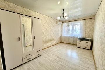 Фото №1: 1-комнатная квартира 30 м² - Краснодар, мкр. Музыкальный, ул. имени Сергея Есенина, 135