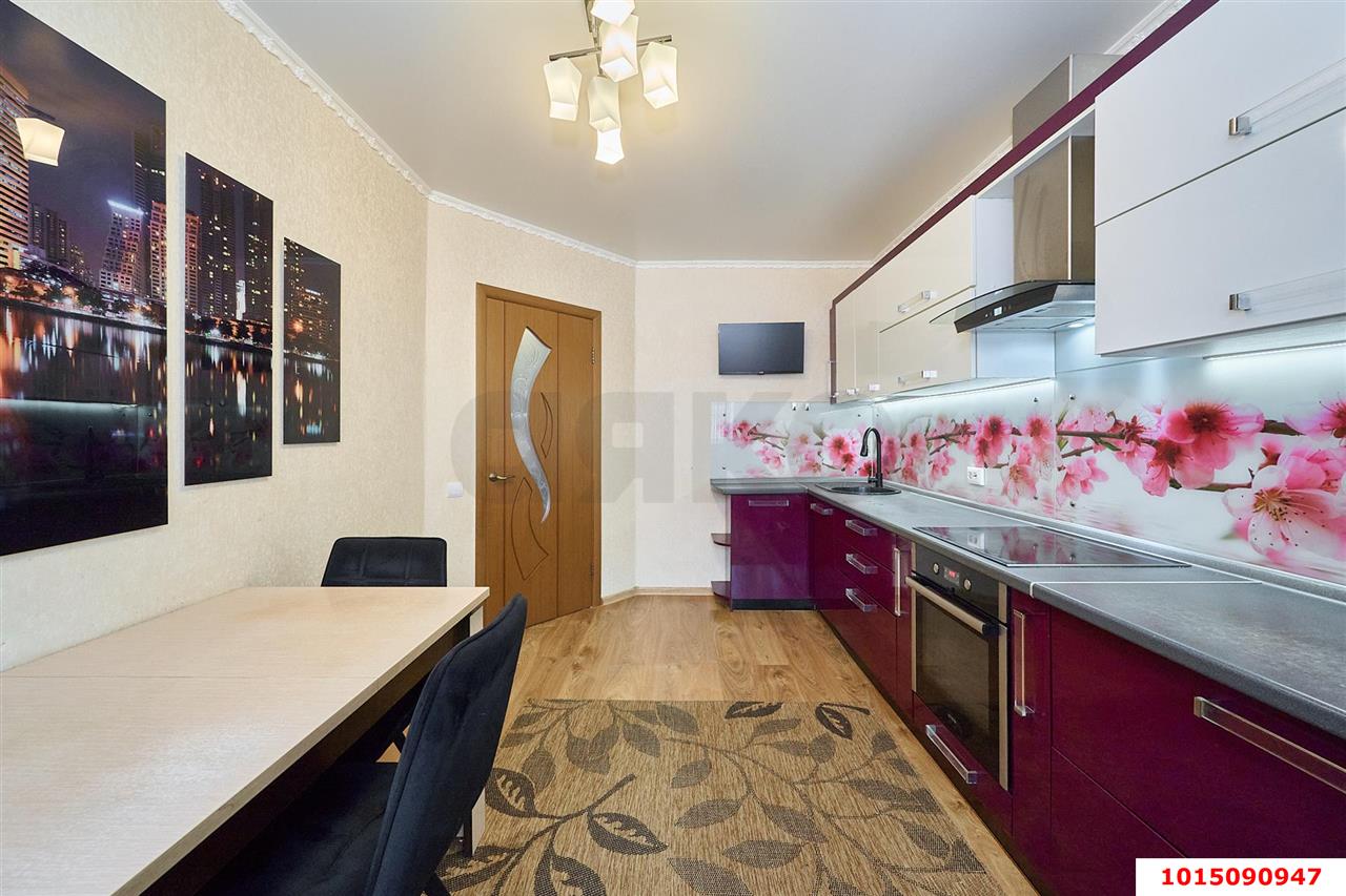 Фото №7: 2-комнатная квартира 65 м² - Краснодар, Прикубанский внутригородской округ, Завод Радиоизмерительных Приборов, мкр. Музыкальный, ул. имени С.С. Прокофьева, 15