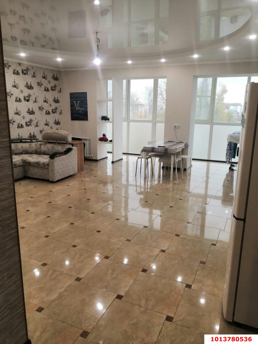 Фото №5: 2-комнатная квартира 86 м² - Краснодар, имени Петра Метальникова, ул. Защитников Отечества, 5