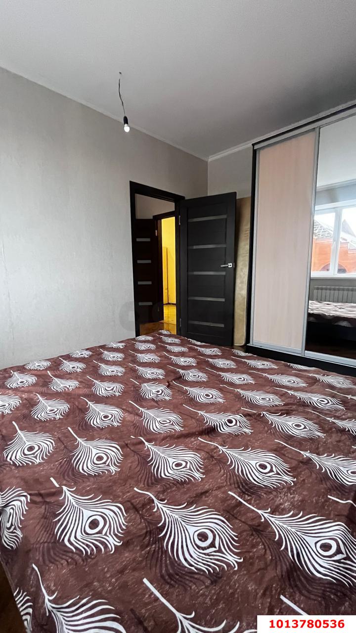 Фото №8: 2-комнатная квартира 86 м² - Краснодар, Прикубанский внутригородской округ, имени Петра Метальникова, мкр. Завод Радиоизмерительных Приборов, ул. Защитников Отечества, 5