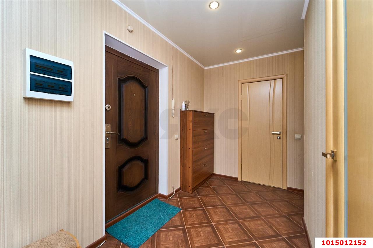 Фото №9: 1-комнатная квартира <span class="whitespace-nowrap">48 м²</span>, <span class="whitespace-nowrap">7/18 эт.</span> - Краснодар, Прикубанский внутригородской округ, Музыкальный, ЖК Времена Года, мкр. имени Петра Метальникова, ул. Петра Метальникова, 5к3