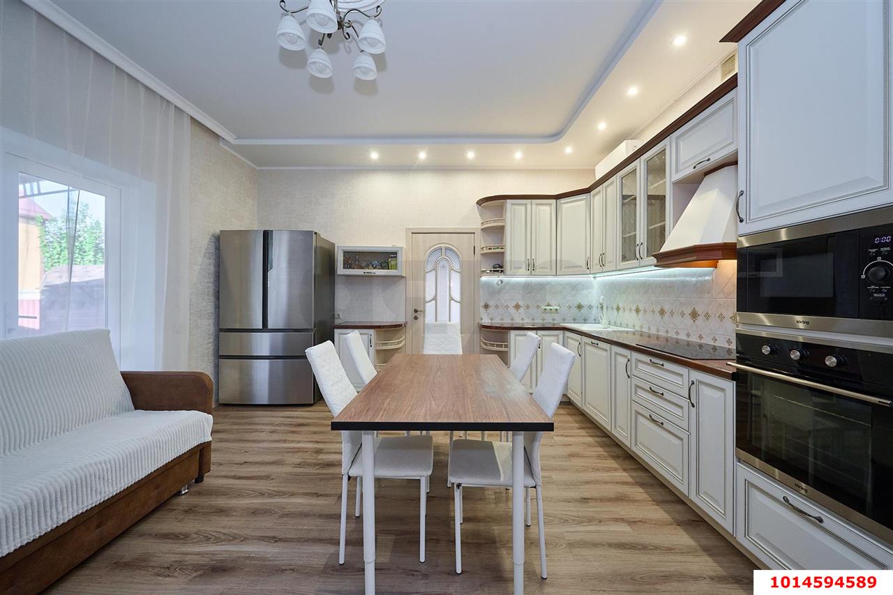 Фото №1: Дом 161 м² + 3.9 сот. - Российский, Прикубанский внутригородской округ, ул. Бархатная, 42