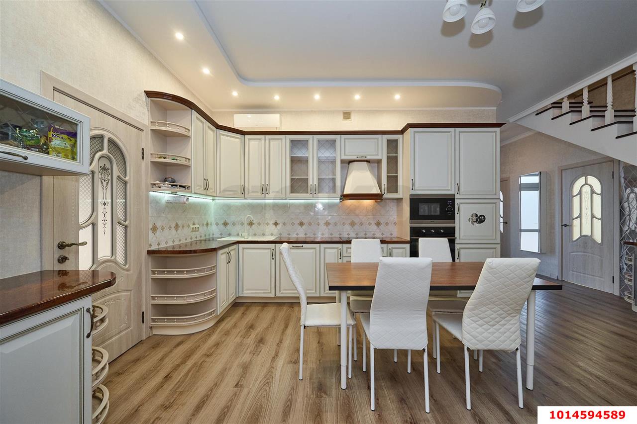 Фото №2: Дом 161 м² + 3.9 сот. - Российский, мкр. Прикубанский внутригородской округ, ул. Бархатная, 42