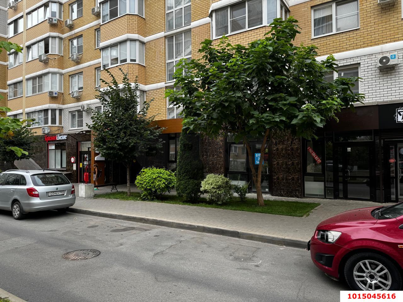 Фото №5: Торговое помещение 35 м² - Краснодар, Светлоград, ул. Красных Партизан, 1/4к10