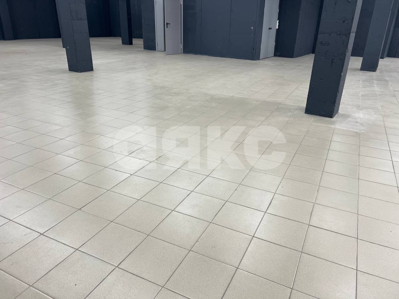 Фото №2: Коммерция 447 м² - Ростов-на-Дону, Новое Поселение, ул. Текучёва, 64