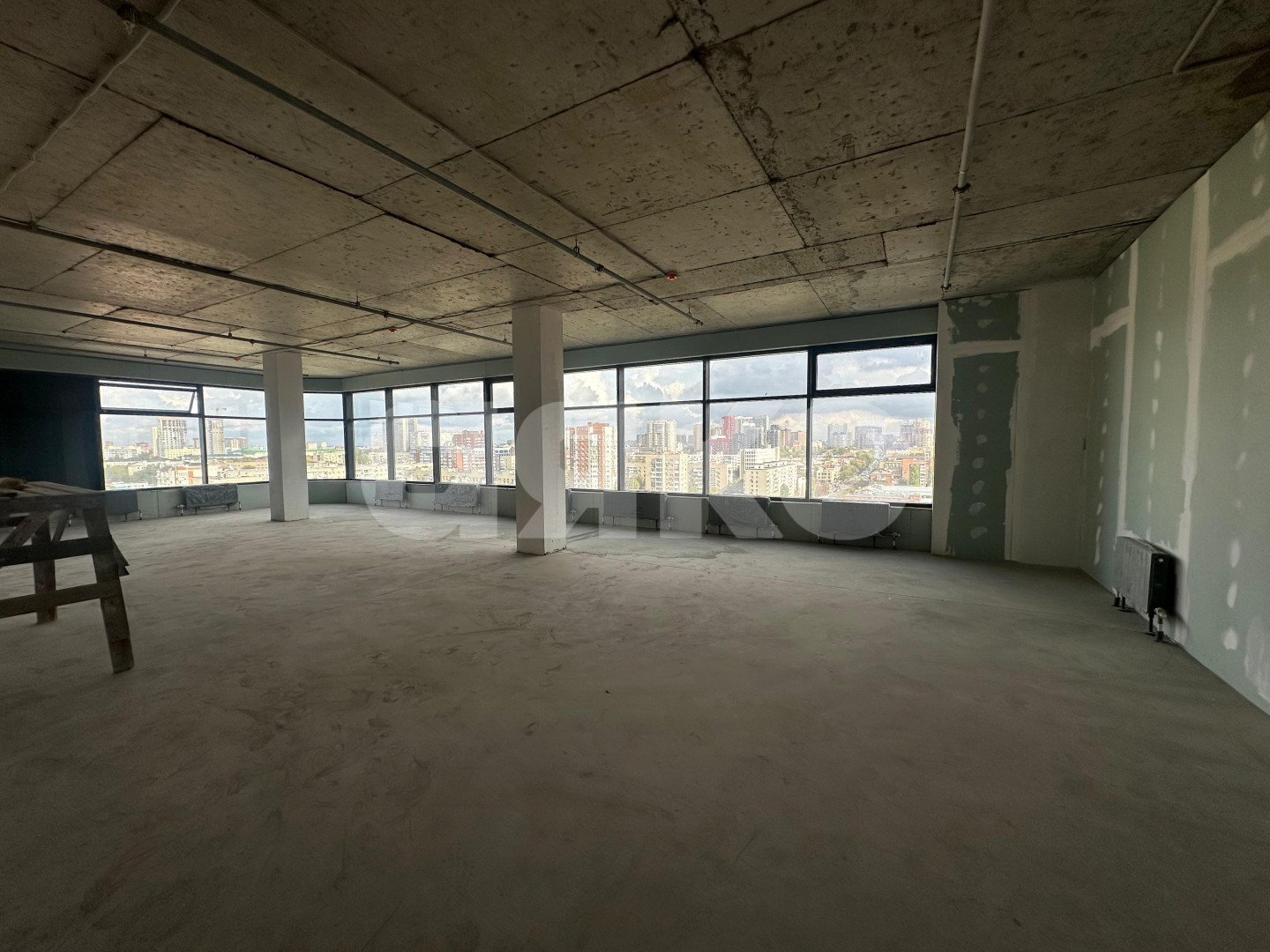 Фото №4: Коммерция 1281 м² - Ростов-на-Дону, Ленинский, ул. Красноармейская, 152