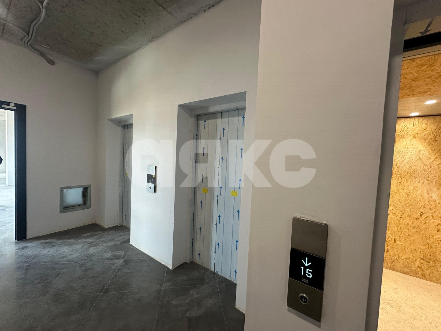 Фото №1: Коммерция 1281 м² - Ростов-на-Дону, Ленинский, ул. Красноармейская, 152