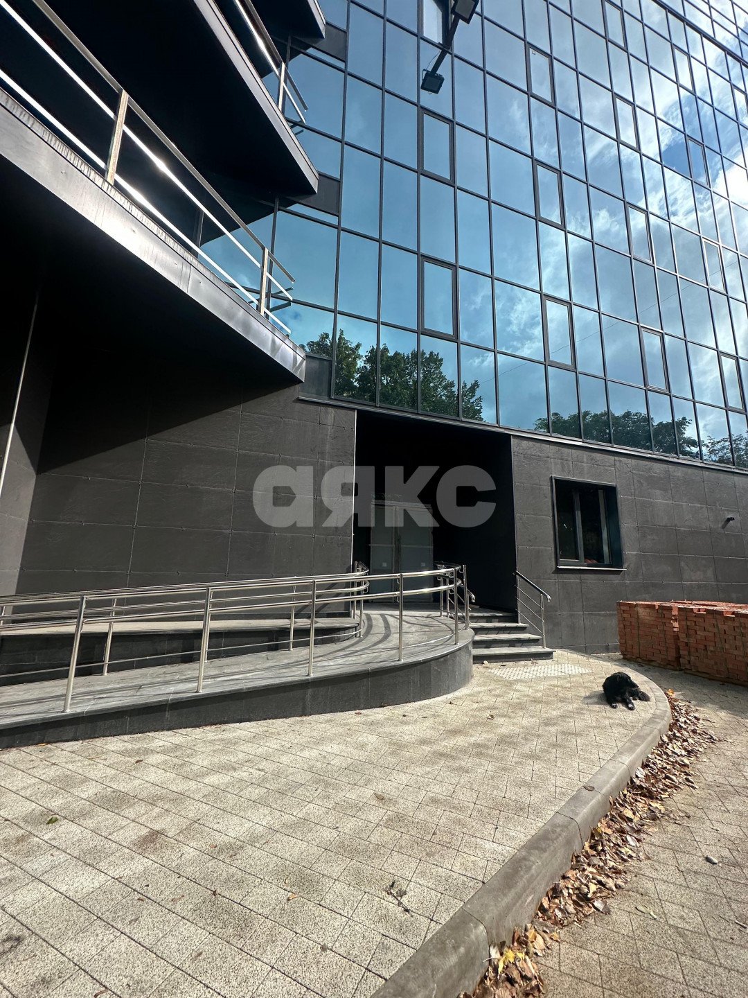 Фото №13: Коммерция 1281 м² - Ростов-на-Дону, Ленинский, ул. Красноармейская, 152