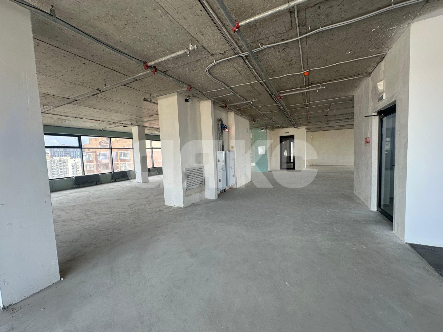 Фото №10: Коммерция 1281 м² - Ростов-на-Дону, Ленинский, ул. Красноармейская, 152