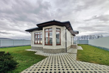 Фото №1: Дом 90 м² - Семигорский, ул. Василия Миловатского, 47