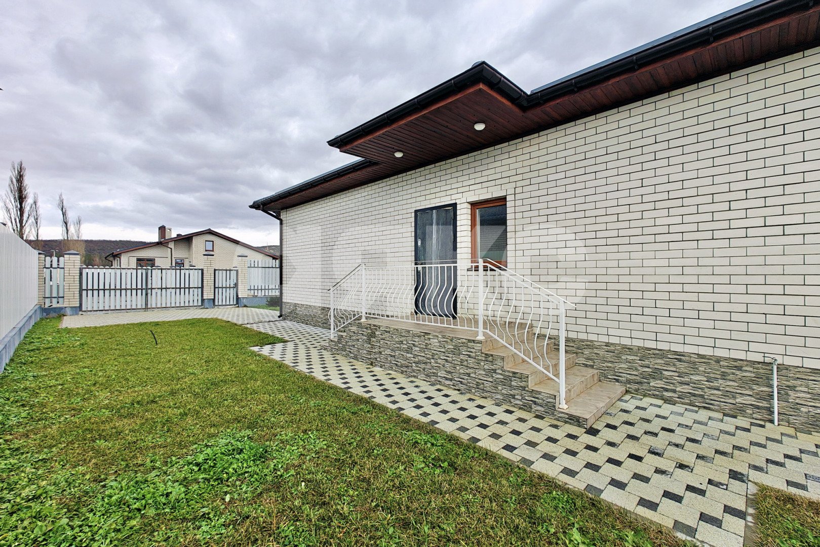 Фото №2: Дом 90 м² + 5.2 сот. - Семигорский, ул. Василия Миловатского, 47