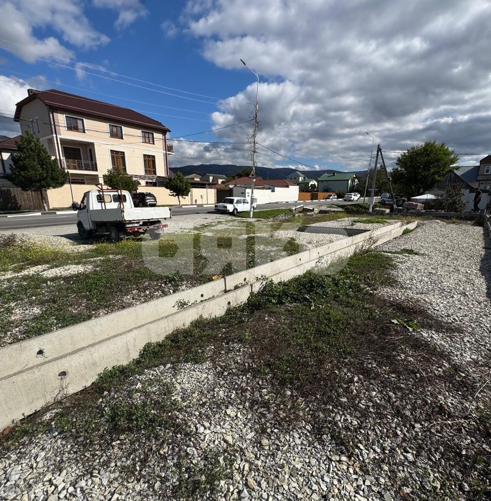 Фото №3: Коммерческая земля 6.7 сот. - Кабардинка, ул. Революционная, 4А