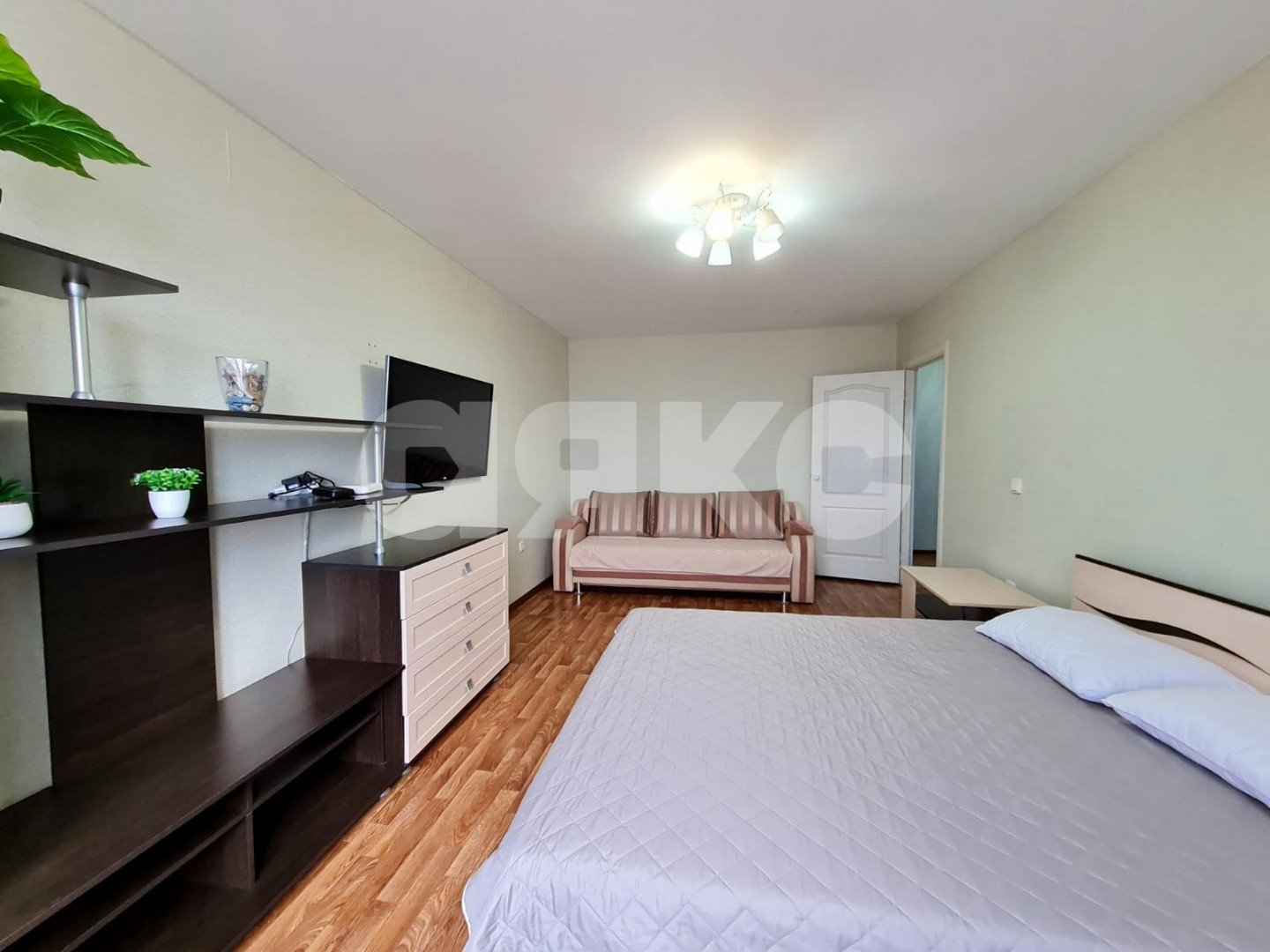 Фото №2: 1-комнатная квартира 42 м² - Новороссийск, Южный, ул. Мурата Ахеджака, 24