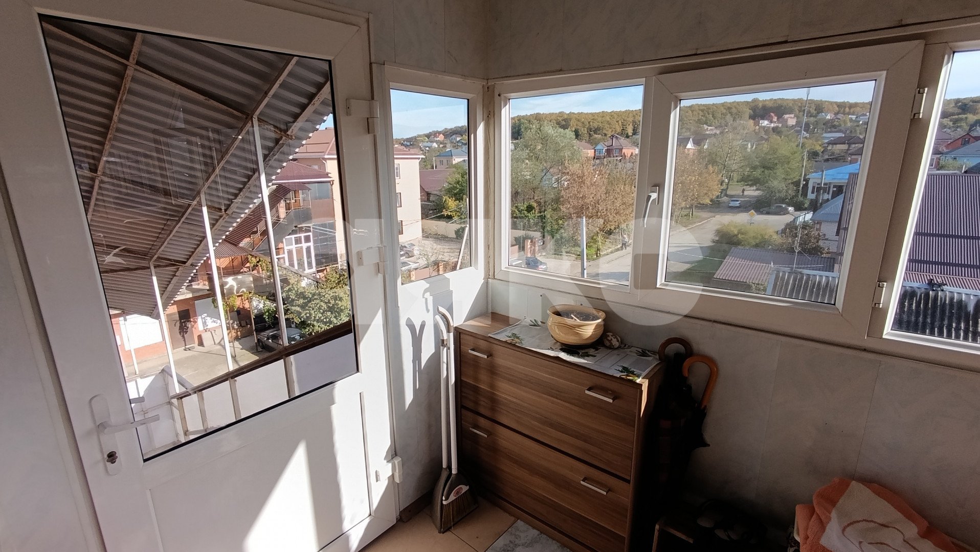 Фото №7: 3-комнатная квартира 119 м² - Горячий Ключ, Администрация, ул. Черняховского, 29