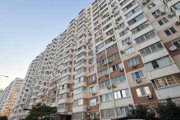 Фото №1: 2-комнатная квартира 60 м² - Краснодар, мкр. Московский, ул. имени Николая Семеновича Котлярова, 21