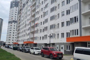 Фото №1: 2-комнатная квартира 80 м² - Краснодар, мкр. ЖК Альфа, ул. Уральская, 100