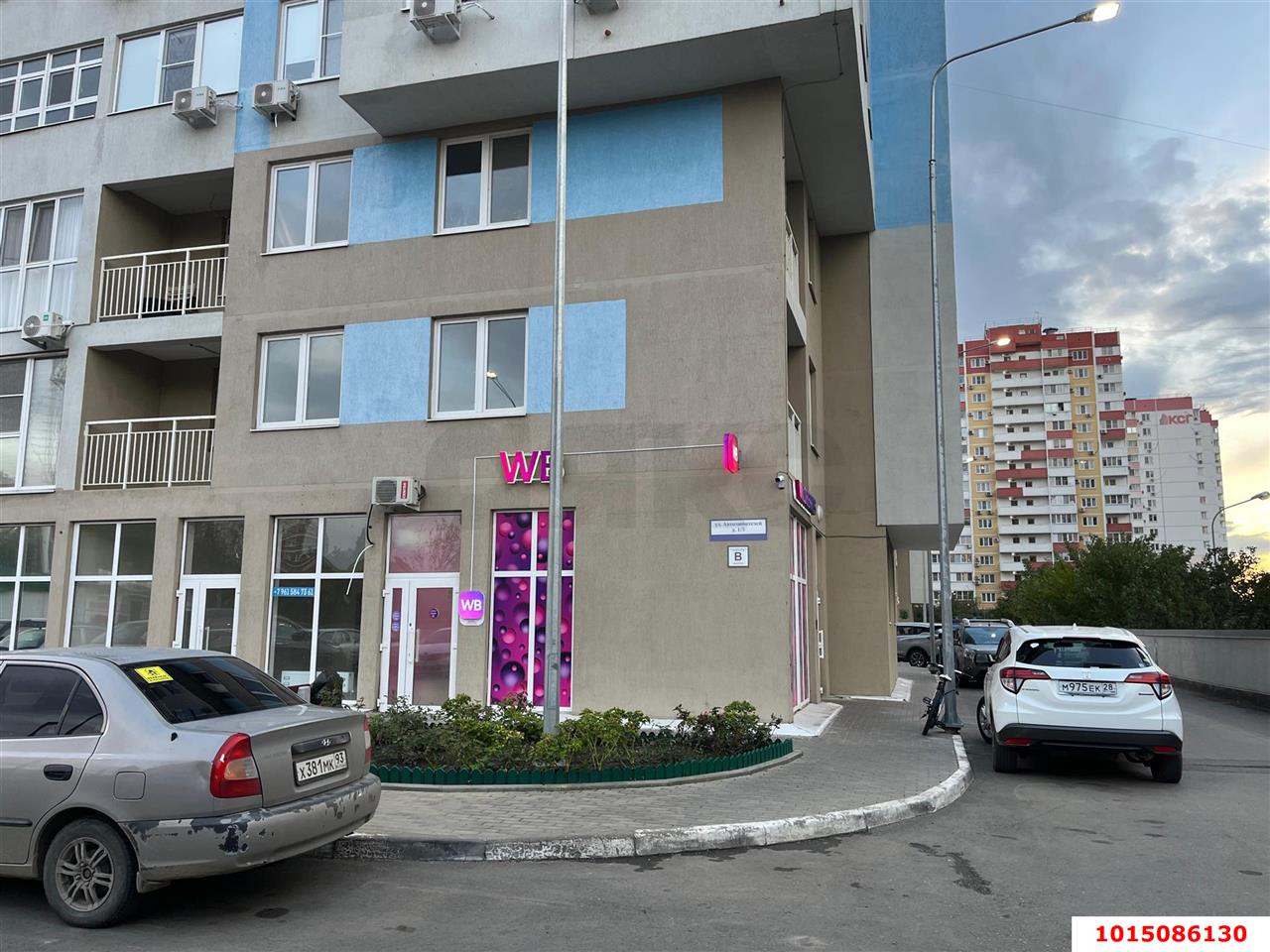 Фото №3: Торговое помещение 49 м² - Краснодар, жилой комплекс Иван да Марья, ул. Автолюбителей, 1/5лит2