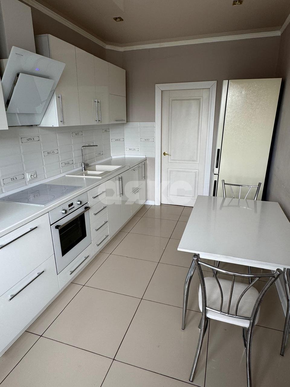 Фото №1: 3-комнатная квартира 74 м² - Армавир, Черёмушки, ул. Новороссийская, 171А