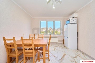 Фото №3: 2-комнатная квартира 64 м² - Краснодар, мкр. Фестивальный, пр-д Дальний, 3