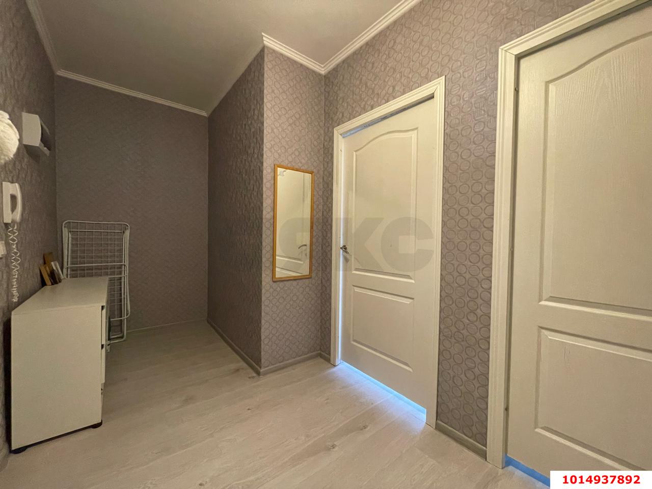 Фото №2: 1-комнатная квартира 43 м² - Краснодар, Гидростроителей, ул. Невкипелого, 18к2