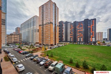 Фото №1: 3-комнатная квартира 100 м² - Краснодар, мкр. Губернский, ул. имени Героя Георгия Бочарникова, 8/1