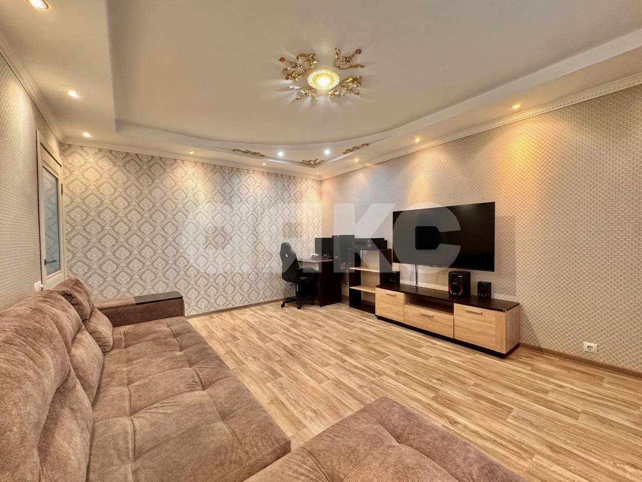 Фото №1: 3-комнатная квартира 61 м² - Нижнекамск, 9-й, пр-кт Вахитова, 19А