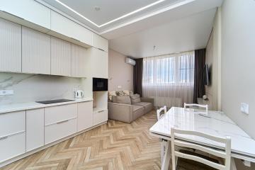 Фото №1: 2-комнатная квартира 65 м² - Краснодар, мкр. Центральный, ул. Береговая, 2к2