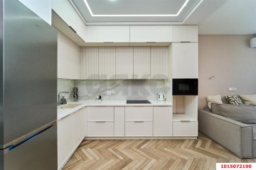 Фото №2: 2-комнатная квартира 65 м² - Краснодар, мкр. Центральный, ул. Береговая, 2к2