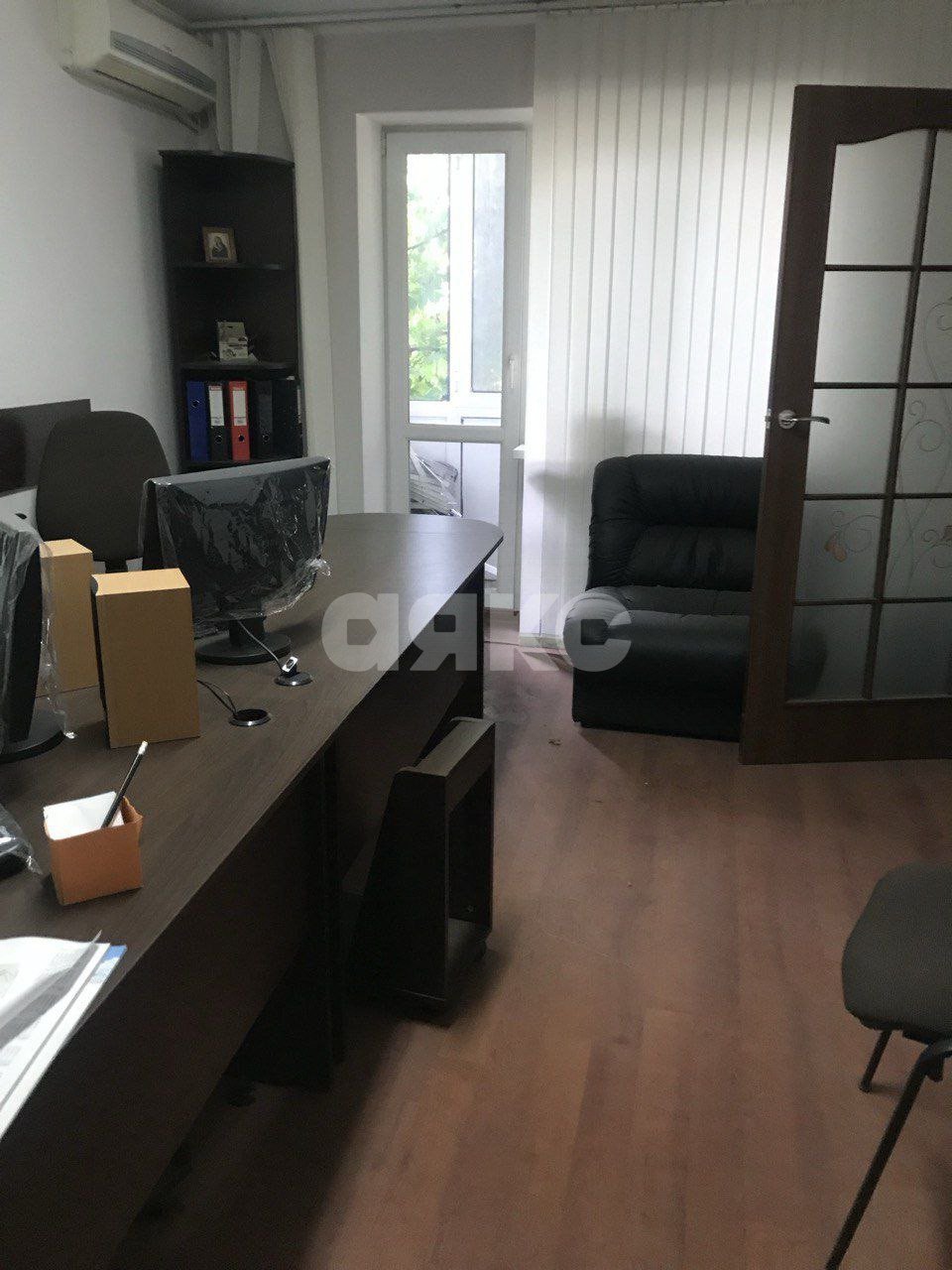 Фото №1: 3-комнатная квартира 56 м² - Мариуполь, Ильичёвский, ул. Блажевича, 69