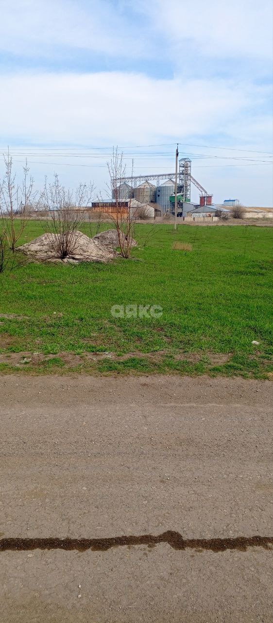 Фото №1: Земельный участок под ИЖС 14.2 сот. - Ильичевское, ул. Комбайнёрская