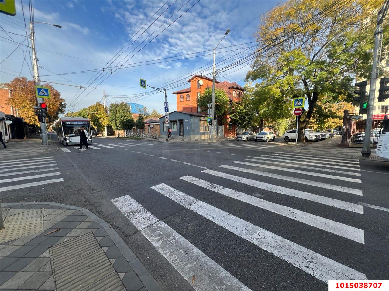 Фото №2: Торговое помещение 88 м² - Краснодар, Центральный, ул. Октябрьская, 109/4