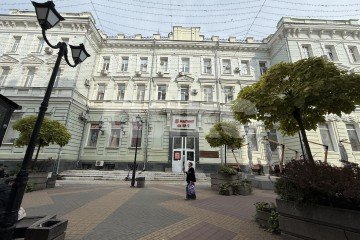 Фото №2: Коммерция 325 м² - Ростов-на-Дону, р. Ленинский, пер. Соборный, 24