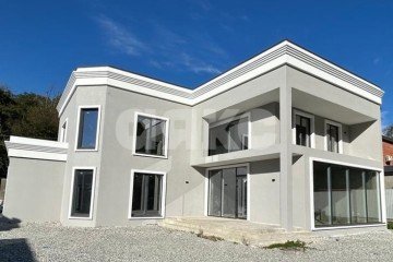 Фото №1: Дом 400 м² - Возрождение, пр-д Таманский, 30
