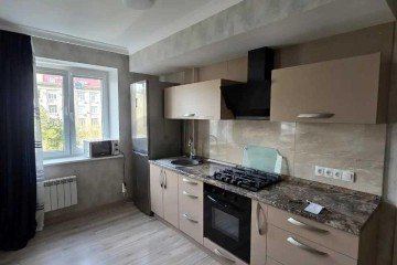 Фото №1: 2-комнатная квартира 56 м² - Краснодар, мкр. Центральный, ул. Красная, 158