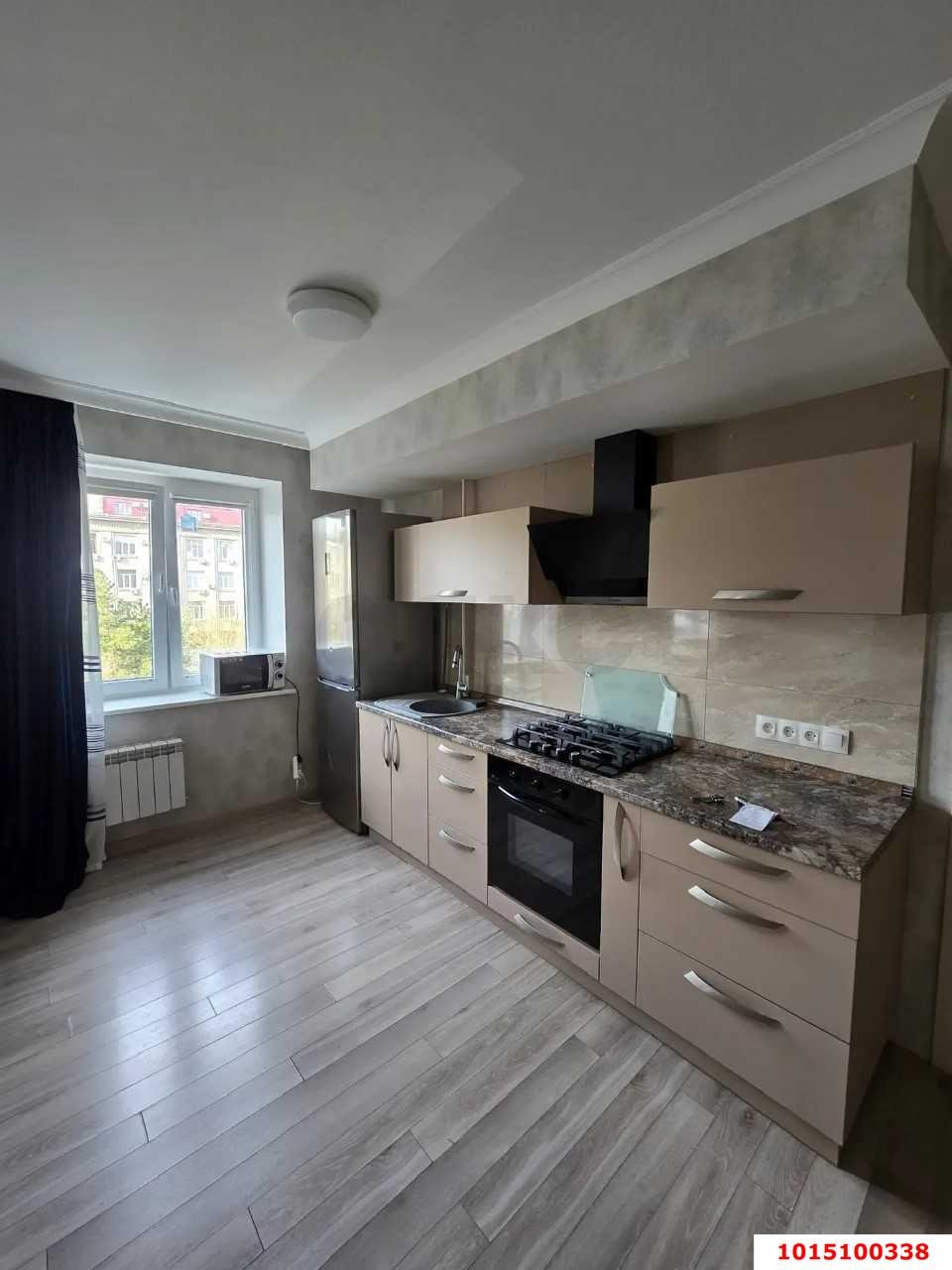 Фото №1: 2-комнатная квартира 56 м² - Краснодар, Центральный, ул. Красная, 158