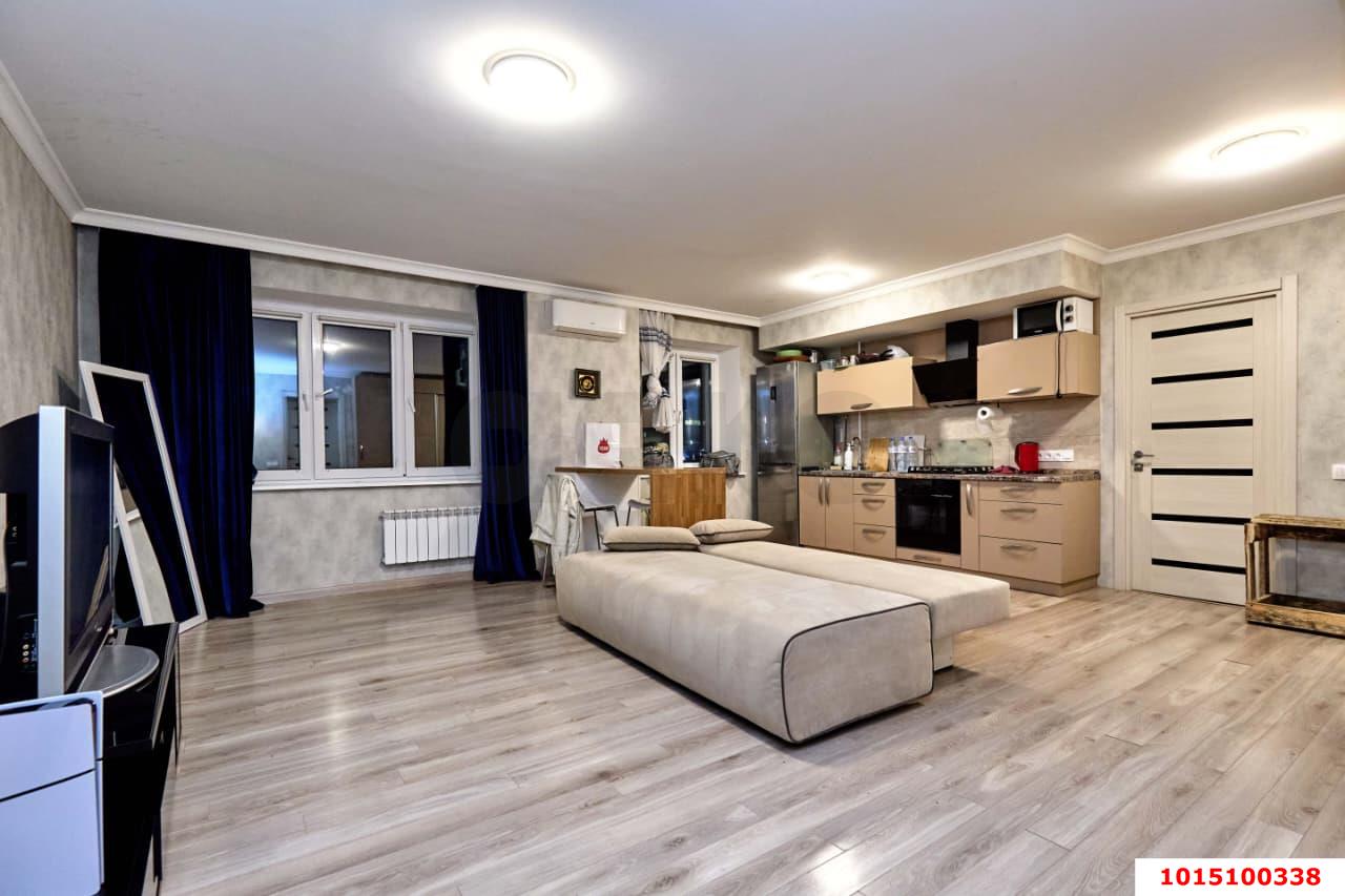 Фото №1: 2-комнатная квартира 56 м² - Краснодар, Центральный, ул. Красная, 158