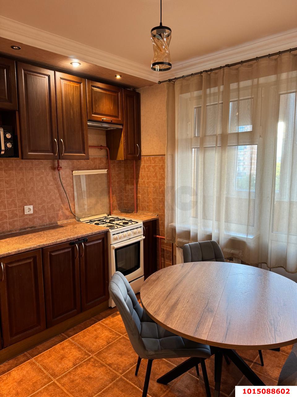 Фото №1: 1-комнатная квартира 40 м² - Краснодар, Прикубанский внутригородской округ, мкр. Завод Измерительных Приборов, ул. Московская, 48