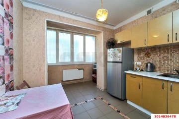 Фото №1: 1-комнатная квартира 35 м² - Краснодар, мкр. Музыкальный, ул. имени Сергея Есенина, 86