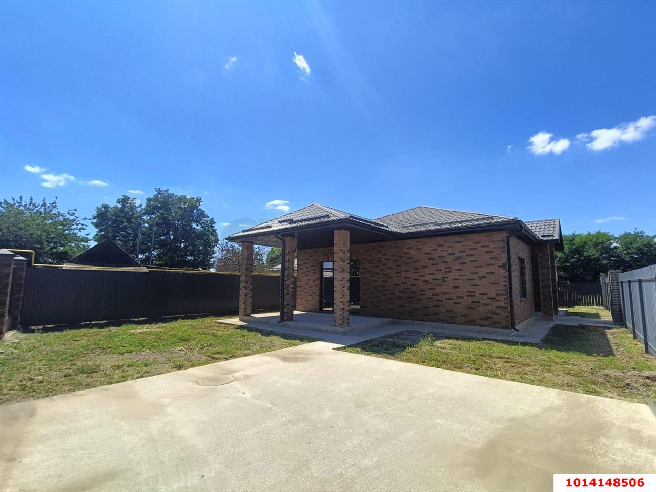 Фото №3: Дом 141 м² + 5 сот. - Старокорсунская, мкр. Карасунский внутригородской округ, ул. Запасная, 10