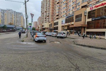 Фото №3: Торговое помещение 1666 м² - Краснодар, мкр. 9-й километр, пр-д Репина, 5