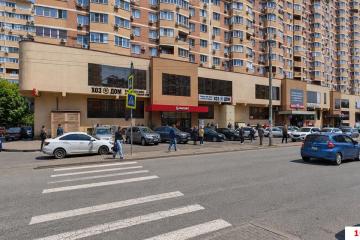 Фото №1: Торговое помещение <span class="whitespace-nowrap">1665 м²</span>, <span class="whitespace-nowrap">3 эт.</span> - Краснодар, мкр. 9-й километр, пр-д Репина, 5