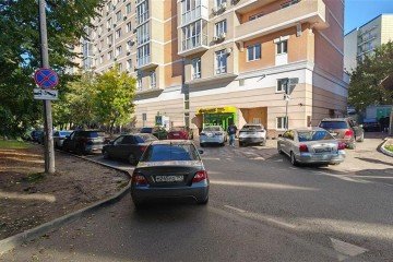 Фото №2: Торговое помещение 42 м² - Краснодар, мкр. Черёмушки, ул. Димитрова, 131