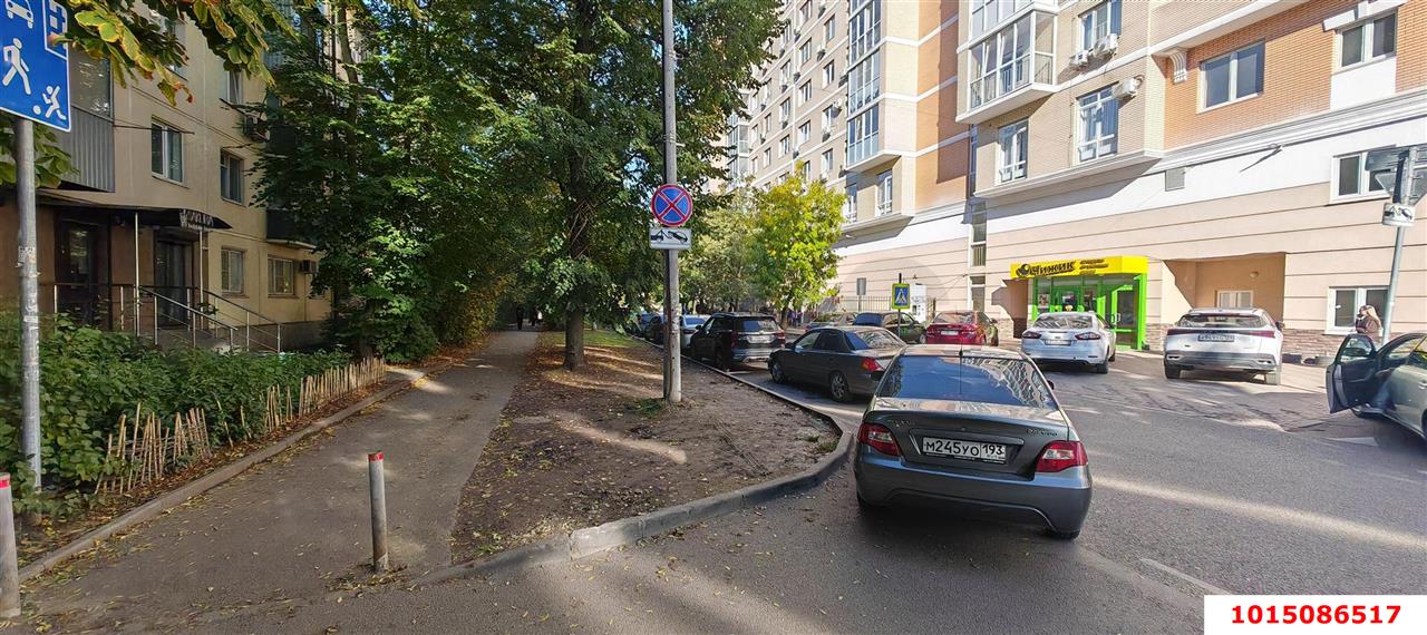 Фото №3: Торговое помещение 42 м² - Краснодар, Черёмушки, ул. Димитрова, 131