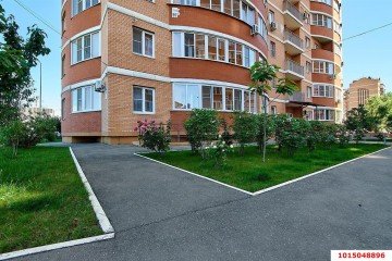 Фото №1: 1-комнатная квартира 40 м² - Краснодар, мкр. Краевая Клиническая Больница, ул. Домбайская, 6