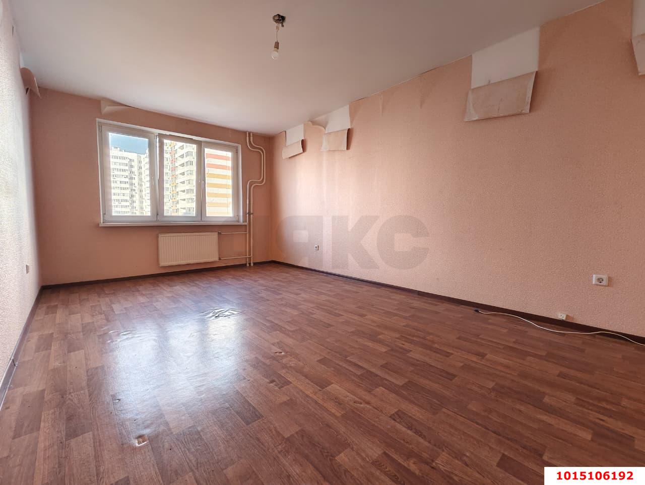 Фото №1: 2-комнатная квартира 70 м² - Краснодар, Восточно-Кругликовский, ул. Генерала Трошева, 41