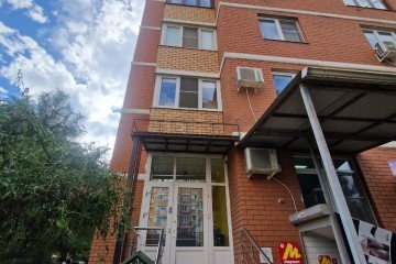 Фото №1: 3-комнатная квартира 90 м² - Краснодар, мкр. Гидростроителей, ул. Автолюбителей, 52/5