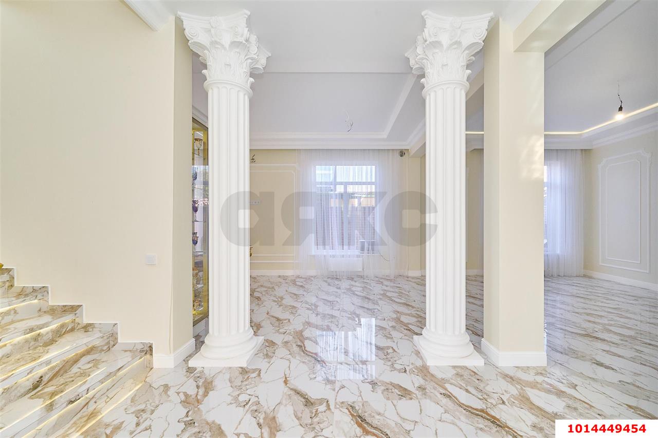 Фото №11: Дом 224 м² + 3 сот. - Краснодар, Кожзавод, ул. Володи Головатого, 57