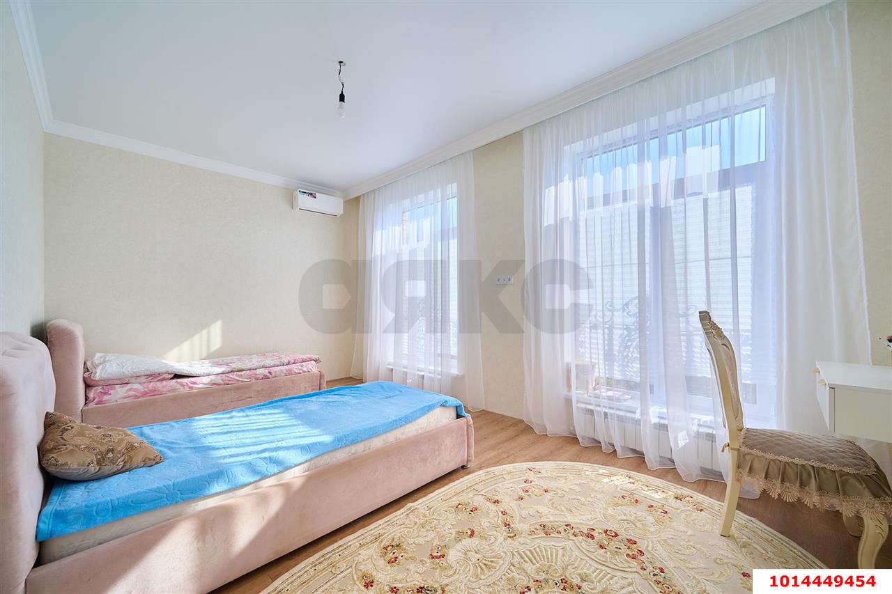 Фото №14: Дом 224 м² + 3 сот. - Краснодар, Кожзавод, ул. Володи Головатого, 57